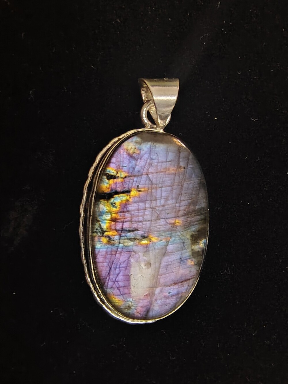 Purple Labradorite Oval Pendant